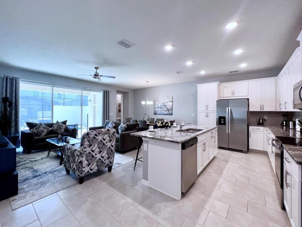 Beautiful Town Home With Splash Pool-1648Tpc Home كيسيمي المظهر الخارجي الصورة
