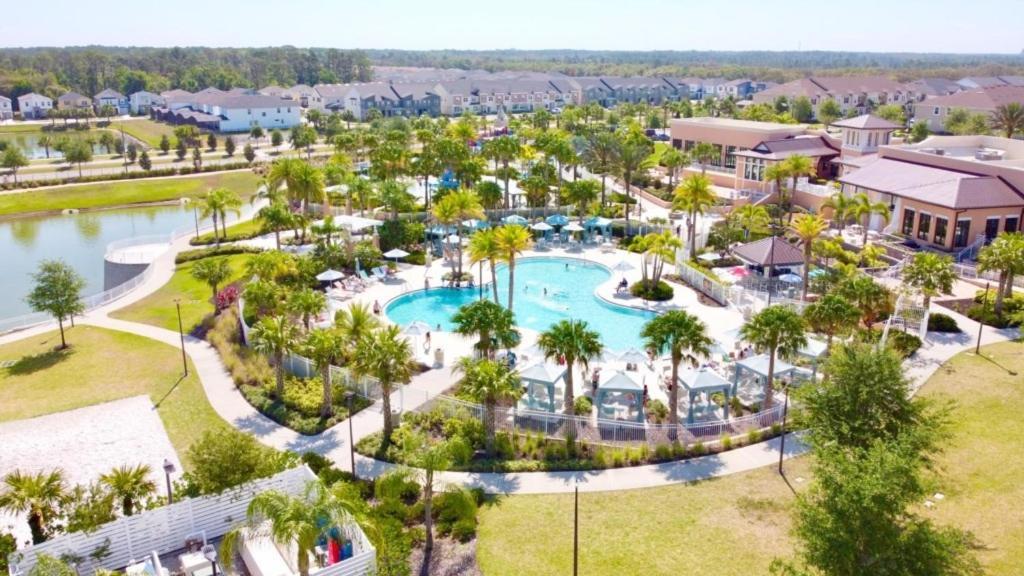 Beautiful Town Home With Splash Pool-1648Tpc Home كيسيمي المظهر الخارجي الصورة