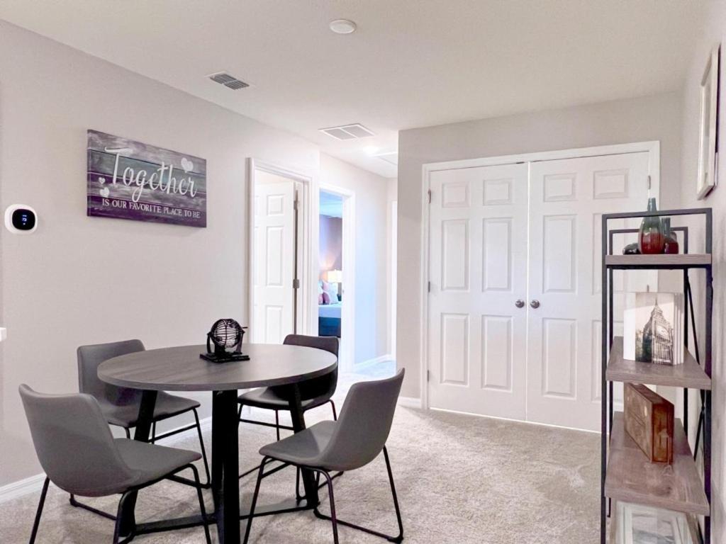 Beautiful Town Home With Splash Pool-1648Tpc Home كيسيمي المظهر الخارجي الصورة