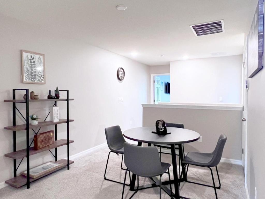 Beautiful Town Home With Splash Pool-1648Tpc Home كيسيمي المظهر الخارجي الصورة